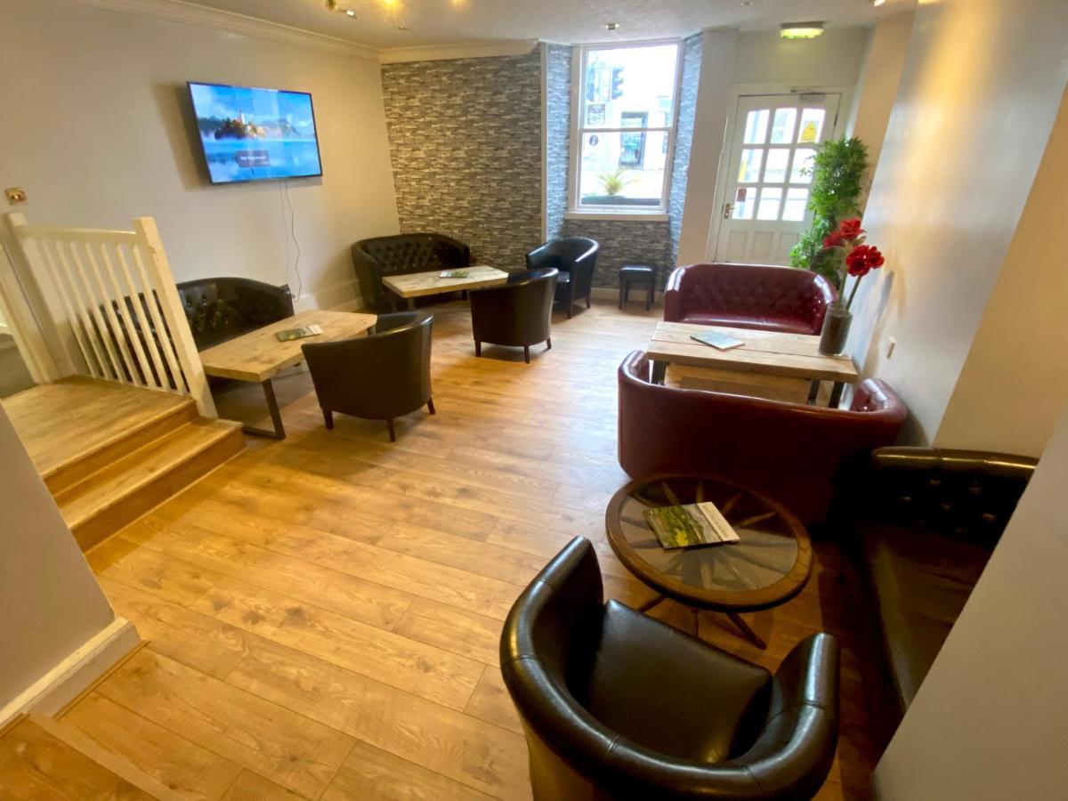 The County Hotel - Self Check-In, Ultra Fast Wi-Fi, Free Parking, Central Location Selkirk Kültér fotó