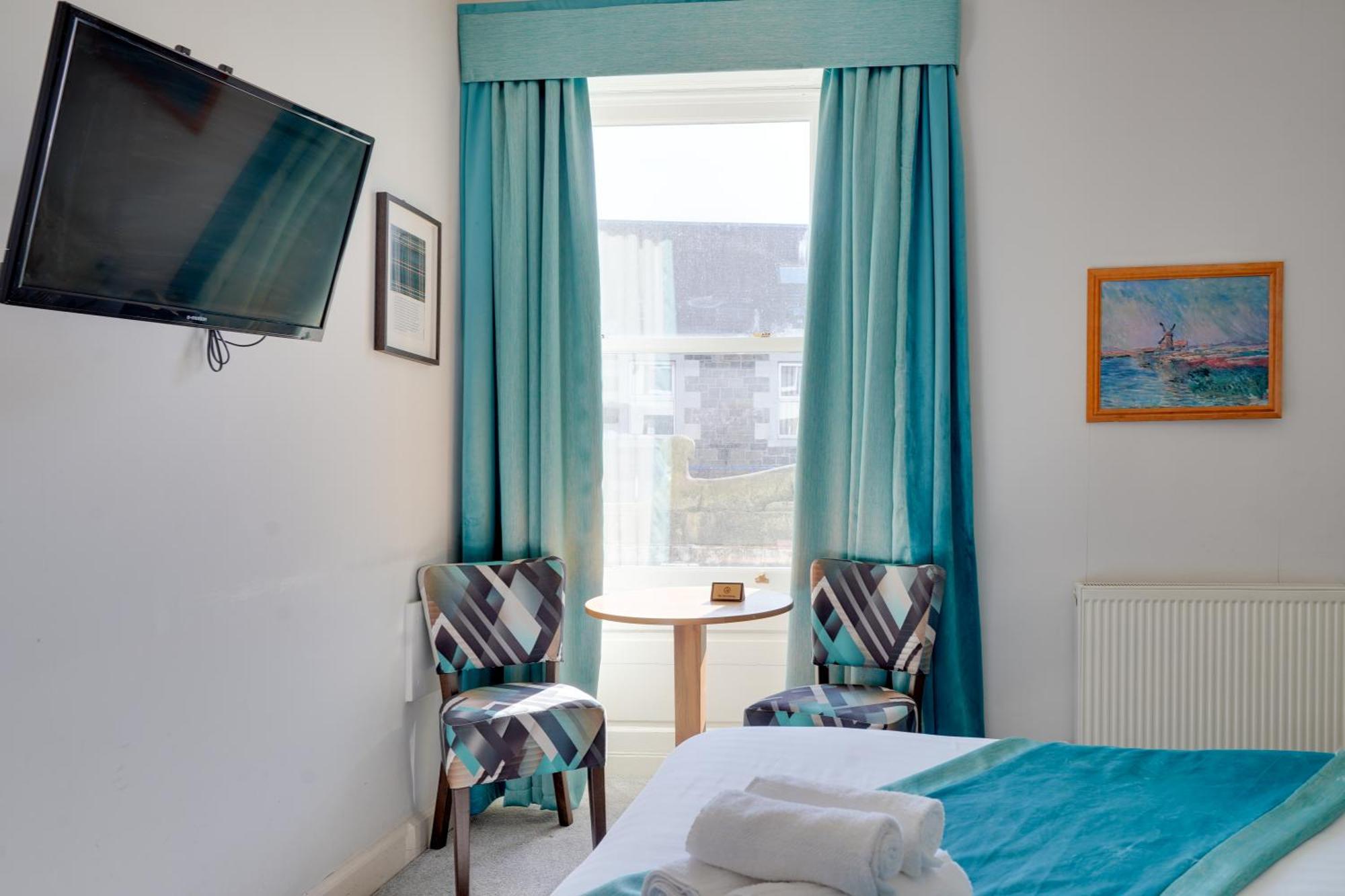 The County Hotel - Self Check-In, Ultra Fast Wi-Fi, Free Parking, Central Location Selkirk Kültér fotó